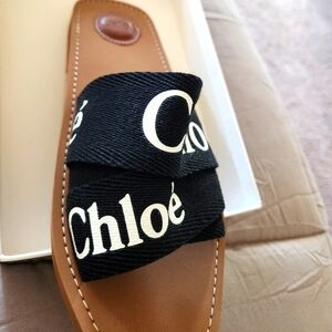 CHLOE WOODY FLAT